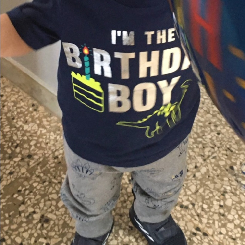 Set for dinosaur birthday - 2T (Used) - Picture 3 of 3